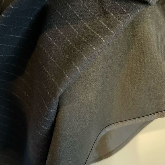 Joie Iveta Navy Pinstripe Skirt || SZ L - Picture 12 of 16